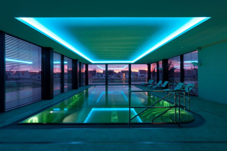 Vnitřní designový bazén