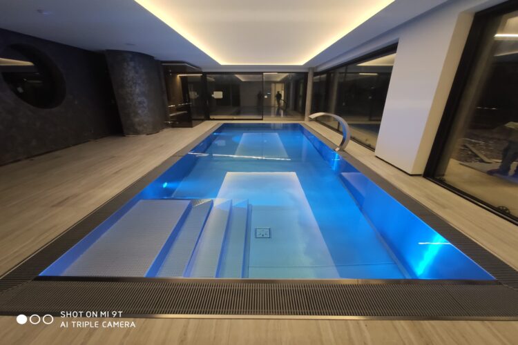 Vnitřní nerezový bazén